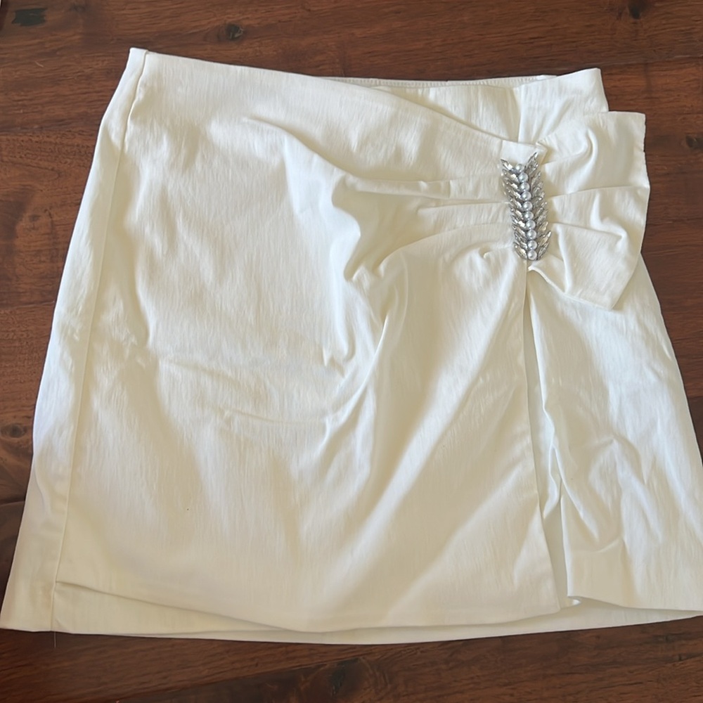 NWT Zara White Mini Skirt with Jewel Detail